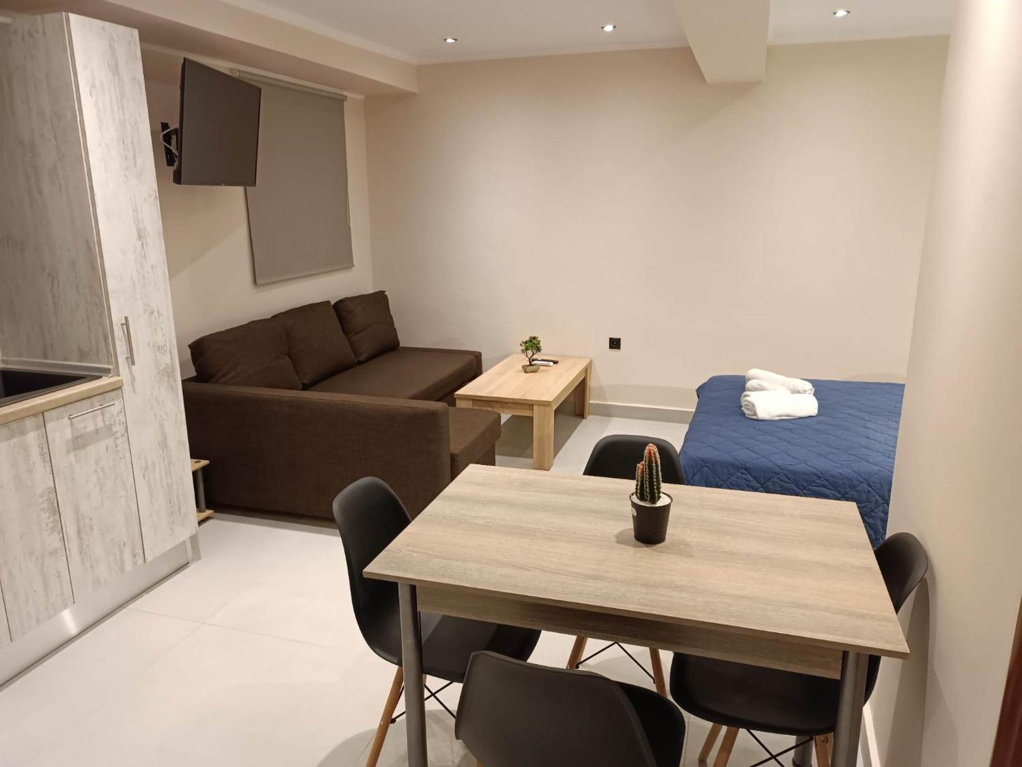 Newly Renovated Apartment Next To The Port Mantouki Eksteriør bilde