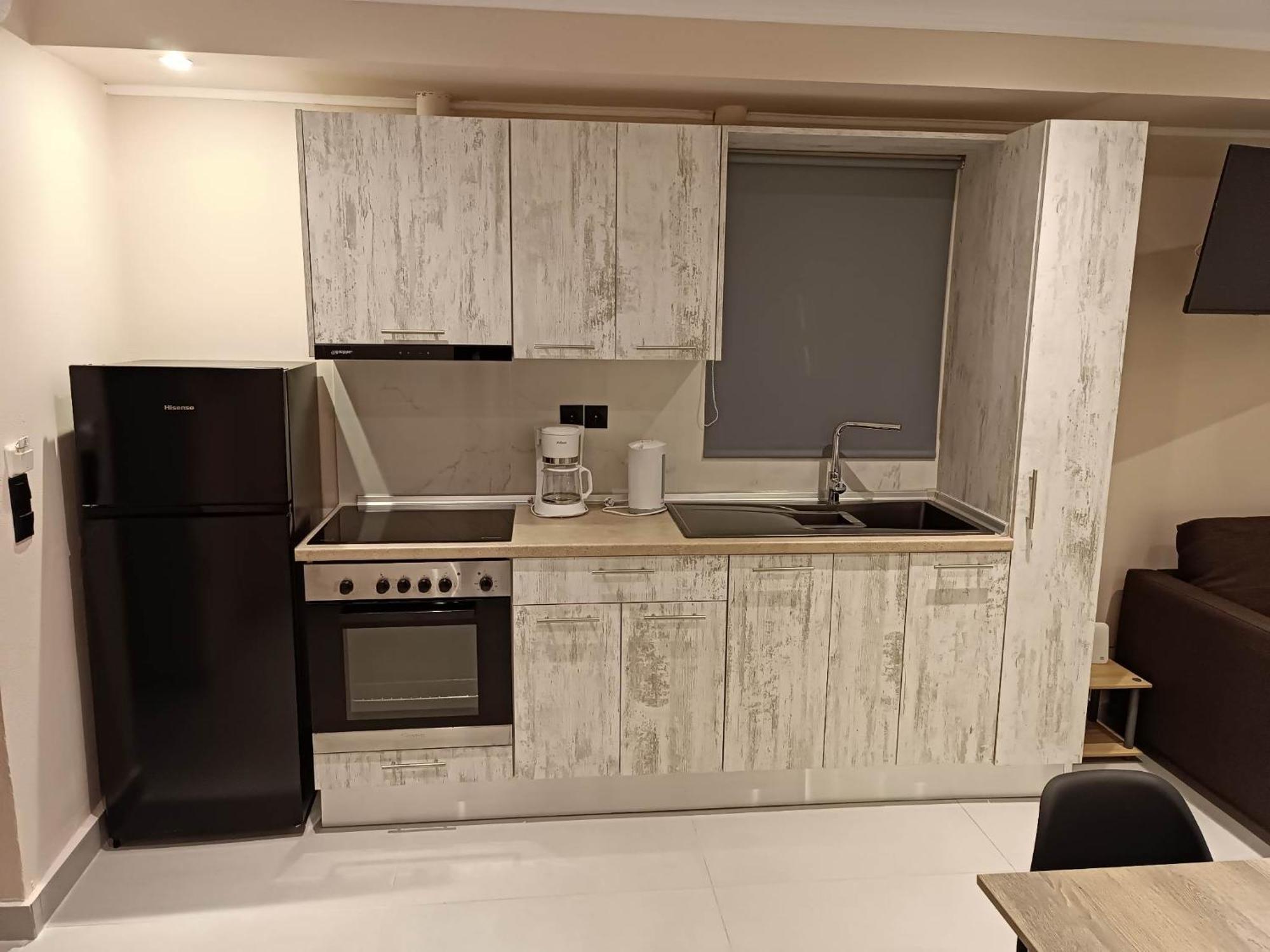 Newly Renovated Apartment Next To The Port Mantouki Eksteriør bilde